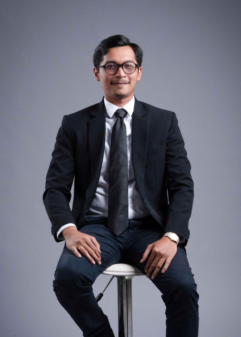 OUR TEAM - Adam F. Amru, S.E.